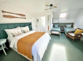 Thistledown Lodge, hotel cerca de Faro de Cabo de Hook, Fethard-on-Sea