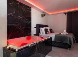 L'escapade - Jacuzzi & Sauna privés By SweetDreams, hotel with jacuzzis in Cagnes-sur-Mer
