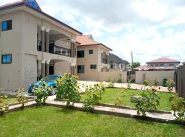 Luxury Spacious Apartment, apartamento en Kumasi