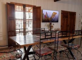 LA CASA DE AL LADO, hotel in Mercedes