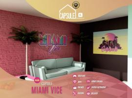 Capsule Miami Vice - Jacuzzi - Billard - Ecran cinéma & Netflix - Ping-Pong - Nintendo & Jeux-, מלון זול בלייבה
