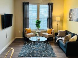 Family-Friendly 2BR/2BA Haven, hotell i Franklin