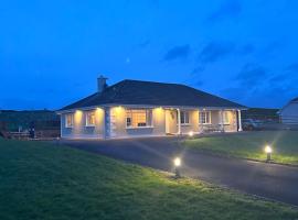 Valley view, holiday home in Gort