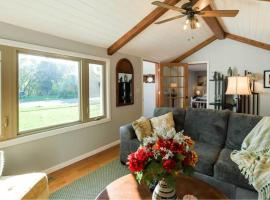 The Little House of Fergus Falls, casa de campo em Fergus Falls