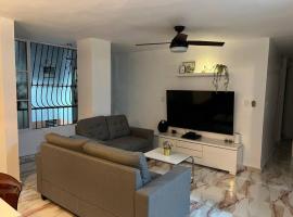 Moderno Apt en la ciudad, hotel with parking in Santo Domingo