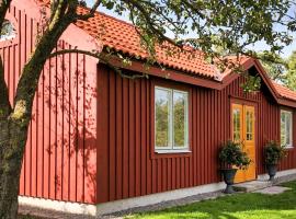 Stunning Home In Degerhamn With Kitchen, villa in Degerhamn