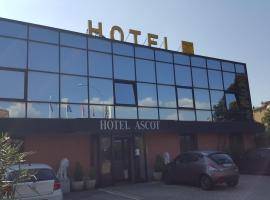 Hotel Ascot, hotel di Binasco