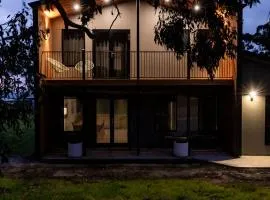 44onRoaring - in the Huon Valley