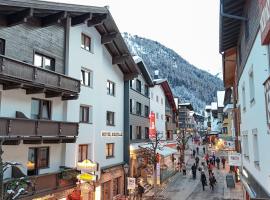 Hotel Kristall, hótel í Sankt Anton am Arlberg