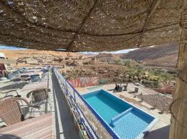 Hôtel familiale les grotte