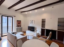 Encantador apartamento en Estella-Lizarra, hotel em Estella