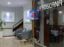 Hotel La Toscana, hotel en Villa Carlos Paz