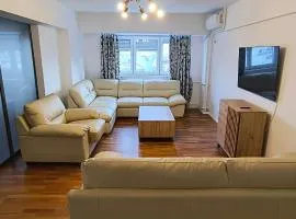 Luxury Intercontinental 4 bedrooms Old City Brand New Apartment