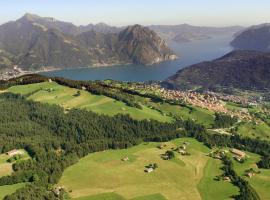 Casa Amelia Mountain Lake Iseo Hospitality, hotel di Bossico