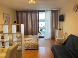 APARTMENTS Ana by the SEA, хотелски комплекс в Лумбарда