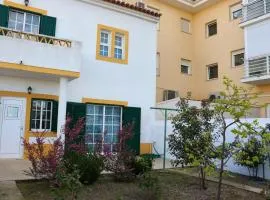 Charming house with fireplace in Grândola, 142 m², Internet included