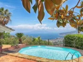 Villa Giu Giu vista mare con piscina a Sorrento
