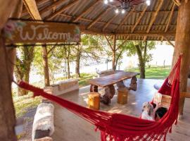 Cabana do Lago, casa de temporada em Treze Tílias