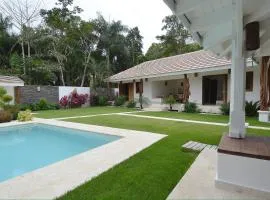 Seaside villa with housekeeping staff - Las Terrenas