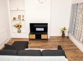 Luxury 2 bed flat in Northampton NN1
