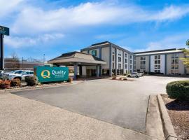 Quality Inn & Suites North Little Rock – hotel w mieście North Little Rock