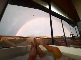 Chalés Mil Mudas da Mantiqueira - Hidro dupla, lareira interna e vista espetacular