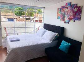 Casa en La Candelaria con increible vista y balcón, hotell Bogotas