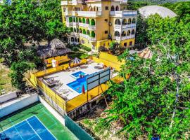 Takuma Boutque Hotel Hotel Rooms & Suites, villa i Montego Bay