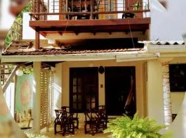 R Home Stay