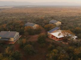 Umkhaya Lodge, hotel with parking in Mkuze