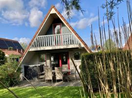 Urlaubsruhe 6 Pers Holiday home w terrace close to National Park Lauwersmeer, beach rental in Anjum