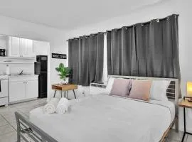Executive Studio Suite Hollywood Beach Blvd
