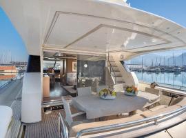 Yacht Joy 4 cabin, boat in Porto Cervo