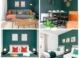 Modern 2-Bed Townhouse in Kirkdale