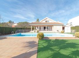 Global Properties, Chalet en primera linea de playa con piscina privada, отель в Сагунто