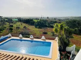 Self-contained floor of Quinta / Villa