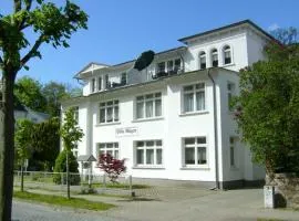 "Villa Rügen" - 300 m zum Strand