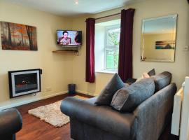 Holiday Cottage 6, pet-friendly hotel in Watermillock