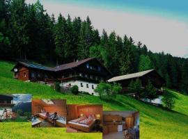 Haus Lukasser, hotel v destinaci Assling