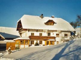 Minabauer, hotel com piscina em Altm&uuml;nster