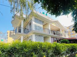 Hotel Peace Ganga Inn