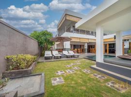 Premium 3BR Villa +Ocean view + Private Pool!, viešbutis mieste Tegallengah