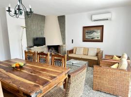 Agi Joan Badosa, viešbutis Rosese