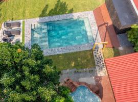 Casa La Finca Private Pool / AC WiFi 300Mbps, cottage in Fortuna
