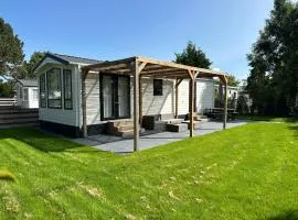 Chalet 527 op Recreatiepark De Wielen