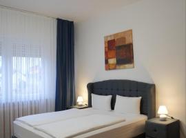 Bovino Hotel, hotel a Raunheim