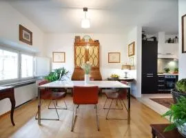 Piazza Bernardini Apartment in Center Town