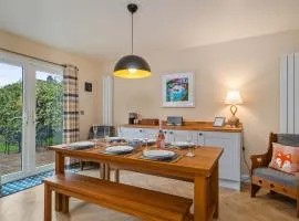 Y Deri - Close to Village and Beach