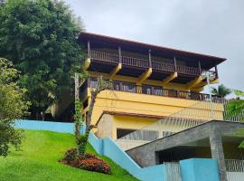 Casa Feliz no Jardim Itaipava, 7 quartos, conforto, παραθεριστική κατοικία σε Itaipava