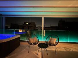 BlueMotion - SensaBlu #2, hotell sihtkohas Piraeus